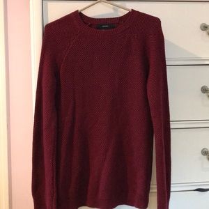 Maroon sweater